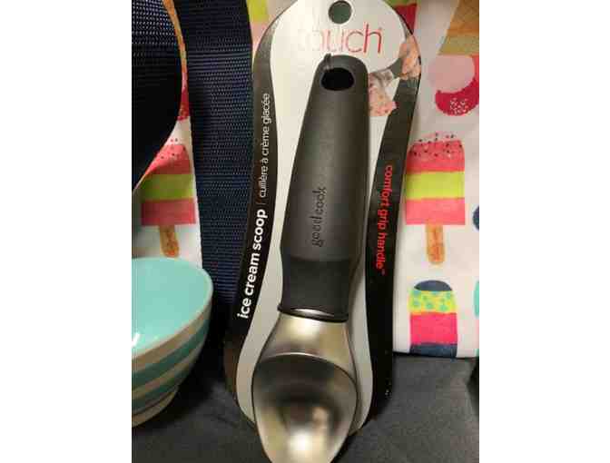 Thirty One Gifts Ice Cream Sundae Basket