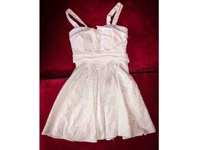 Dance Moms Episode 719 - White Dress