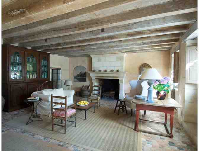 One Week Stay at Maison Rose with Unique Experiences