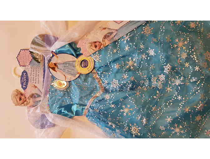 Elsa Costume - Lights up and plays music - Photo 1