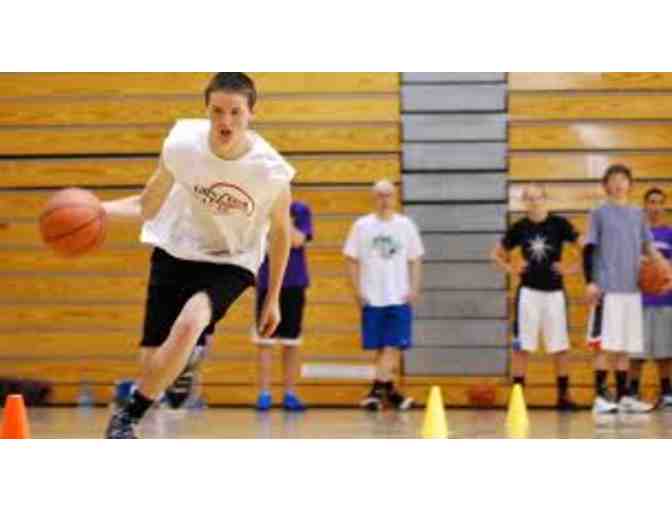 Basketball clinic at Robinson School