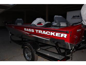 Pro-Team 175 TXW Bass Tracker Boat