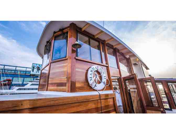 STRETCH ZONE: Classic Harbor Line AIA-NY Around Manhattan Architecture Tour for Two