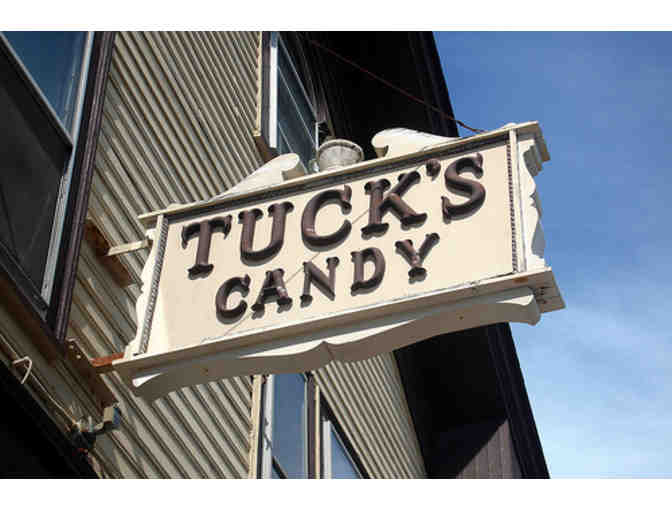 Satisfy your sweet tooth with a 'Candy Raid' for 4!