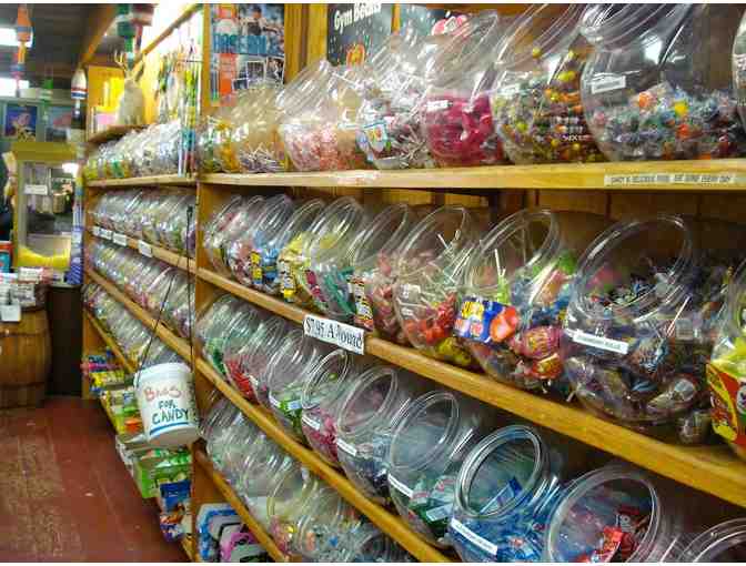 Satisfy your sweet tooth with a 'Candy Raid' for 4!