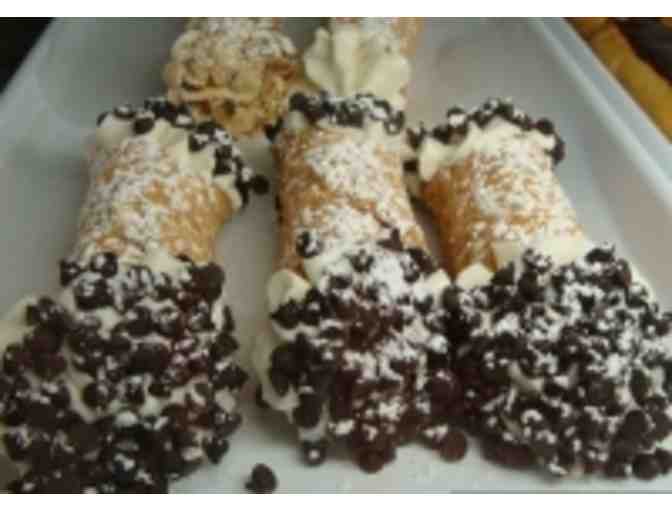 Fresh baked bread, homemade soups and pastries - Virgilio's lunch for 4!