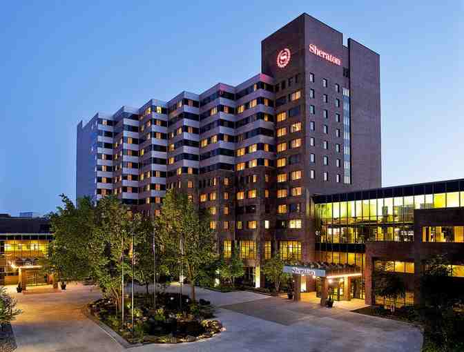 Weekend Stay with Breakfast at Sheraton Baltimore North for 4 people