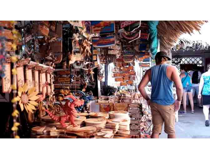 Handcrafted Gifts and Art Print from Cuban Artisans