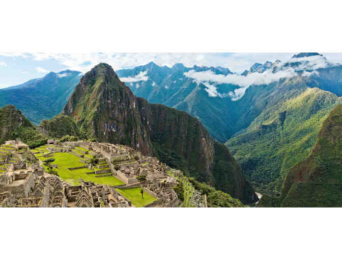 Journey to Machu Picchu: 7-Night Adventure with Airfare for 2 People