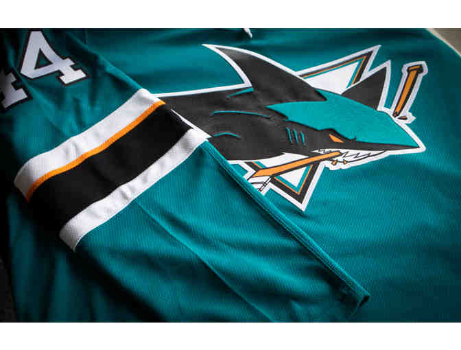 Vlasic Signed Jersey (San Jose Sharks)