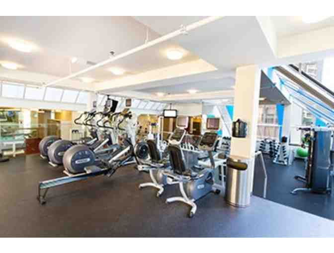 Hotel voucher - Pinnacle Hotel Harbourfront