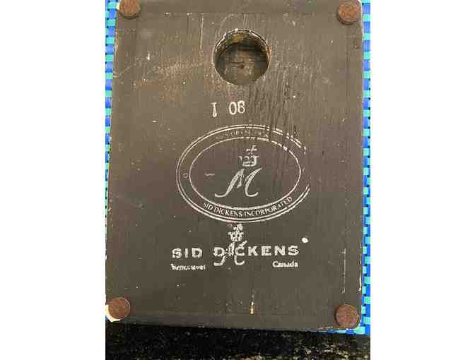 Sid Dickens Memory Block: 'Hand With Heart'