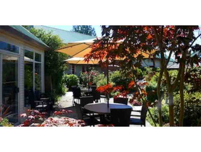 1-night stay - Gibsons Garden Hotel