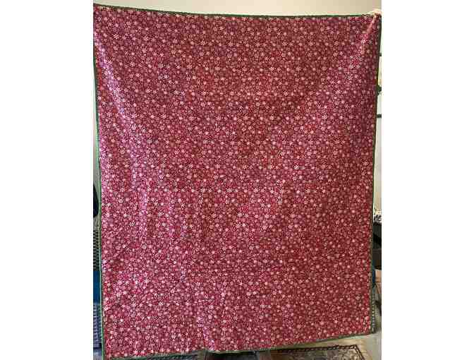 Stitch and Bobbin XMAS Quilt Value - $240