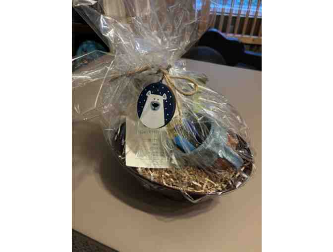 2 Mellon Glasses, a SA Boothroyd T-towel, Honey Candle plus more