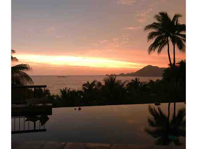7 night stay at a private luxury home in a gated community in Manzanillo, Mexico