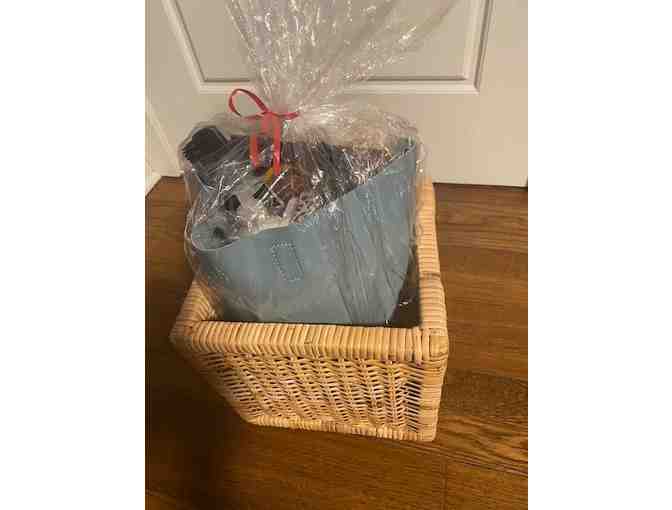 Woman's Gift Basket - See Item Description for List of Contents