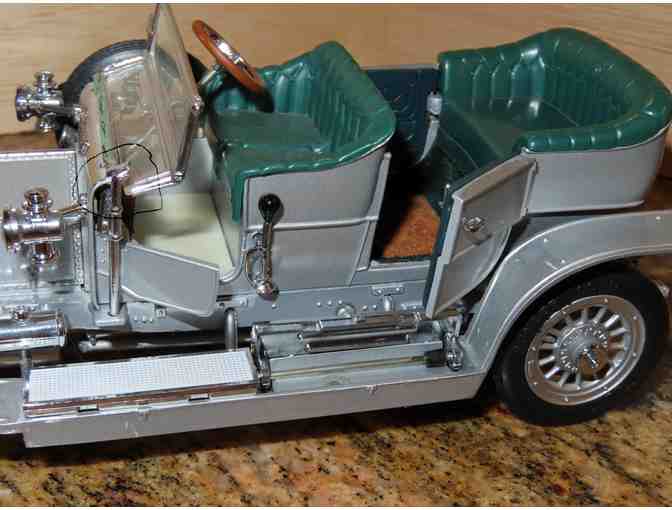 Model Car 1907 Rolls Royce Silver Ghost