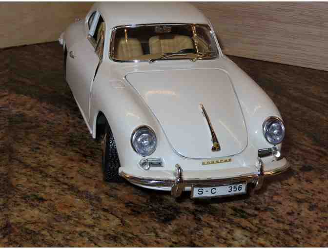 Model Car 1961 Porsche 356B