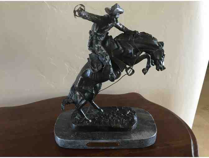 Frederic Remington Sculpture Reproduction: "Bronco Buster" - Photo 1