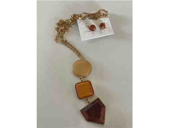 Necklace and earrings set in beautiful fall colors