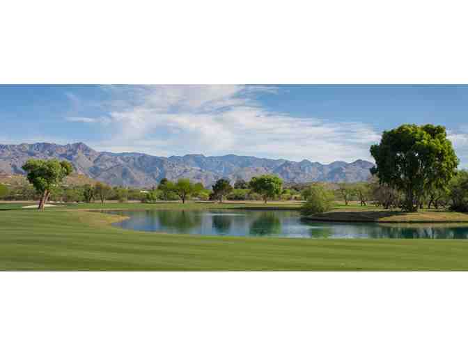 Tucson Country Club: Foursome of Golf with Carts