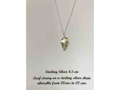 Sterling silver necklace with leaf design