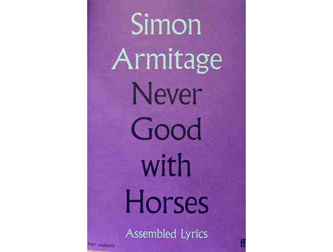 Book of Poetry Never Good with Horses signed by the author - Photo 1
