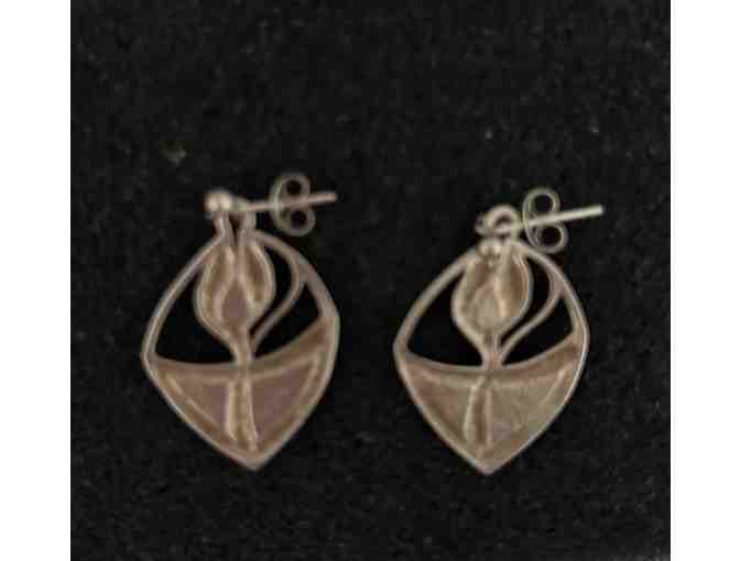 Art Nouveau Enamelled Earrings (CD)