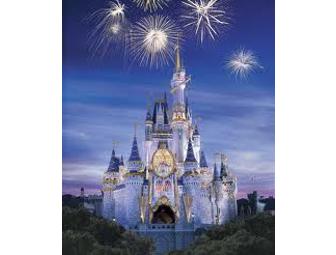 4 One-Day Disney World Park Hopper Passes