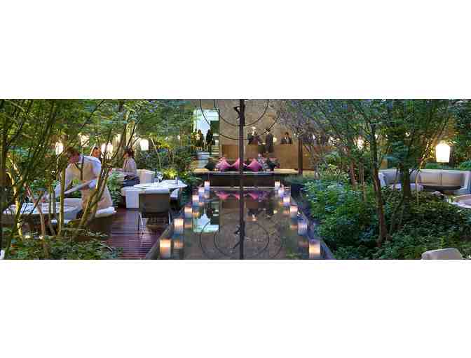 2 Night Stay in a Deluxe Room with Breakfast at the MANDARIN ORIENTAL in PARIS