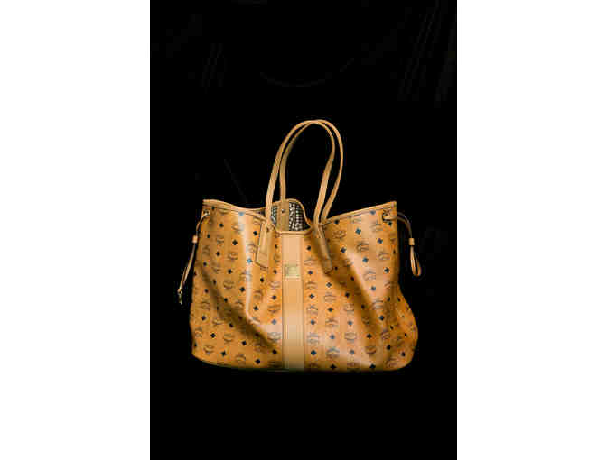 MCM Reversible Liz Visetos Shopper in Cognac