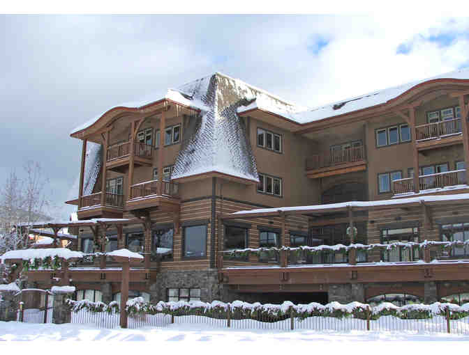 Montana Lakeside Get-Away - The Lodge at Whitefish Lake