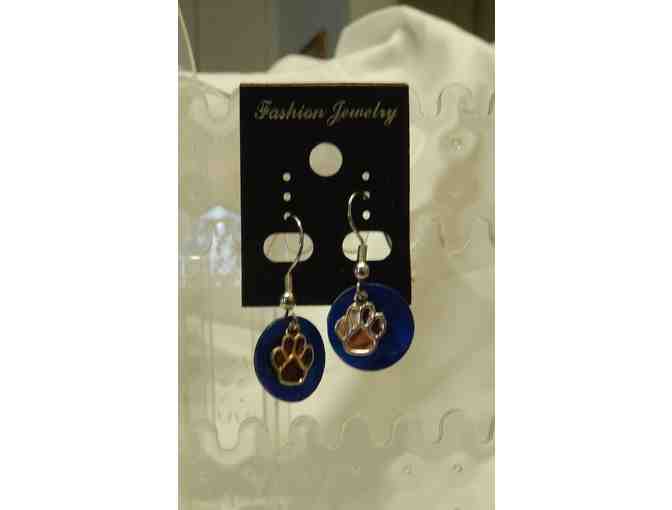 Cat's Paw earrings-really cute