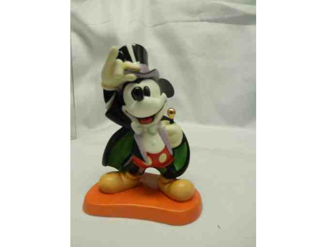 Walt Disney Collector's 1997 Magician Mickey figurine