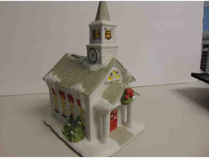 Partylite Tealight Holder  'The Church'