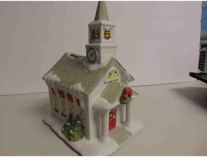 Partylite Tealight Holder 'The Church'
