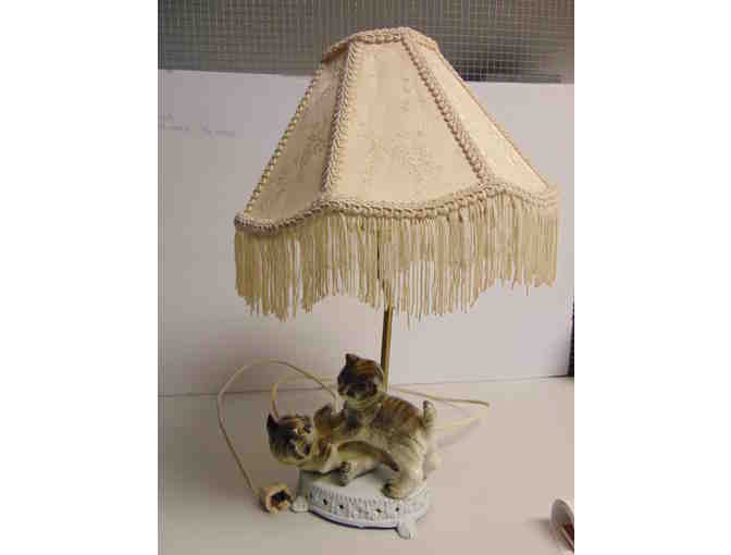 Vintage Playing Kittens Lamp on Metal Base-13' w/o Shade- 18 1/2' w/Shade