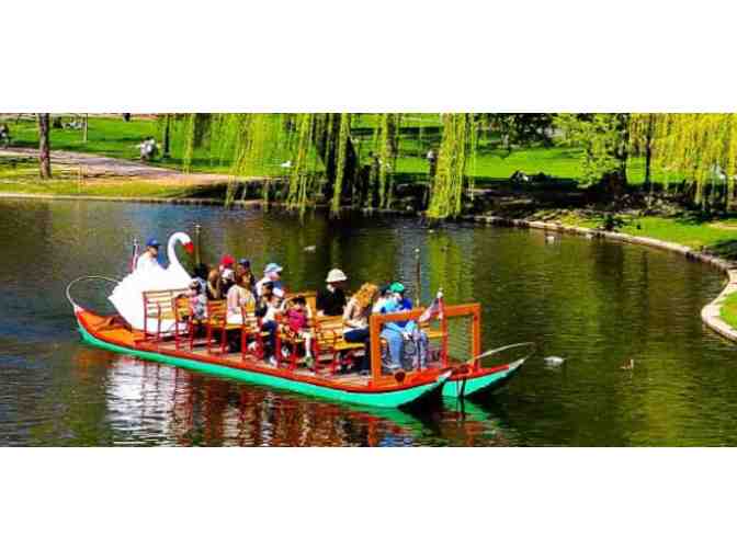 Boston Family Adventure - Freedom Trail Tour & Swan Boats