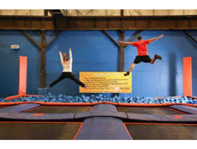 1-Hour Passes to Sky Zone for Five