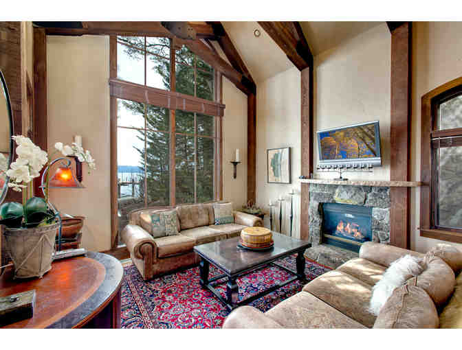Fabulous 2-story Lakeview Tahoe Vacation Home - 1 week 10/15 - 4/16