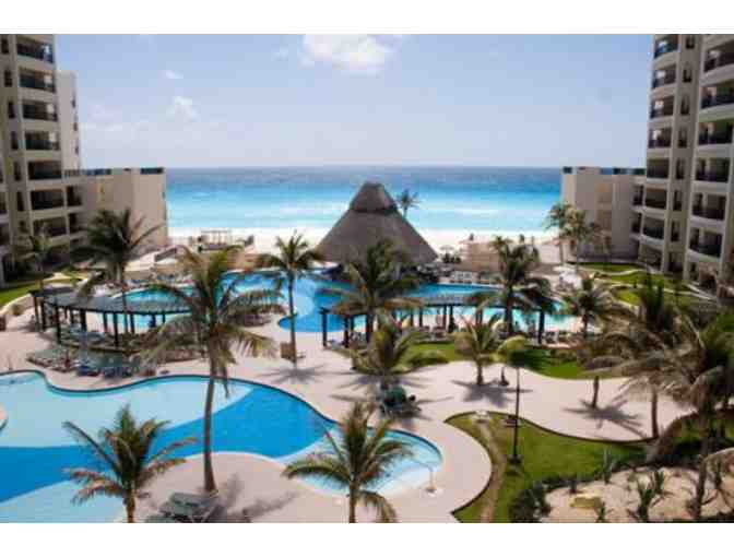 Cancun Vacation at the 5 star Luxury Royal Islander Timeshare Resort (5/6 - 5/13, 2017)