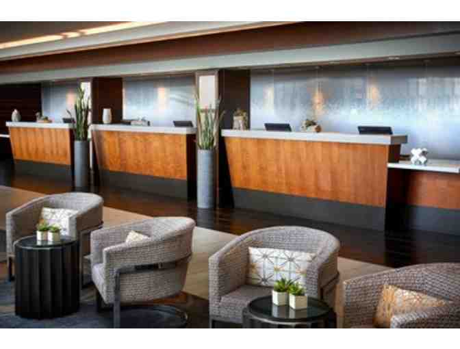 San Francisco Airport - Marriott Hotel - 1 nt stay w/ parking for 3 nts & airport shuttle