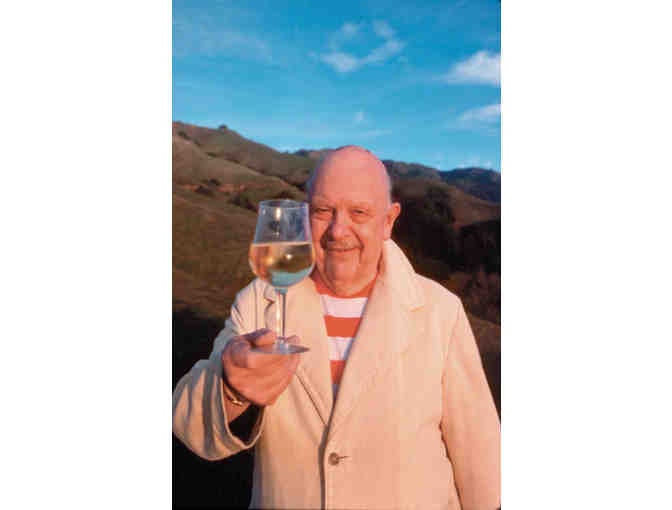 2 tickets to a Mainstage or Fresh Ink performance at Illusion Theater