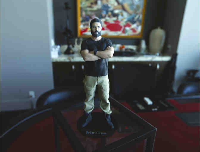 A 3D 'Shapie' scan resulting in the creation of a 6' entirely life-like selfie doll