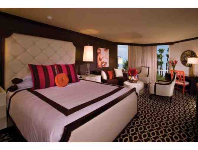 Mini Palm Springs Getaway