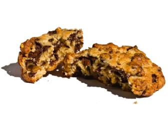 Gift Box of One Dozen Famous 6oz Levain Bakery Cookies (That's 5 lbs!)