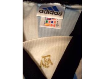 authentic Adidas Argentina soccer jersey - size Medium