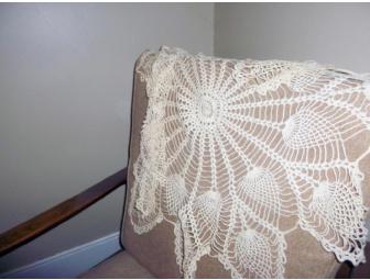 antique crocheted table topper centerpiece (34' diameter)