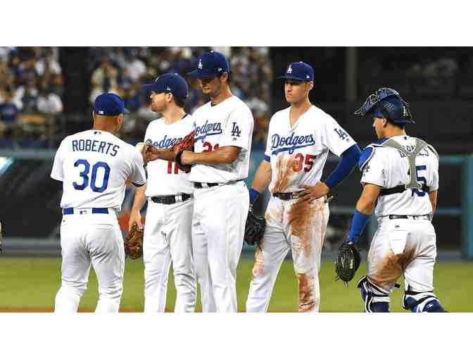 LA Dodgers vs Arizona Diamondbacks - Photo 1